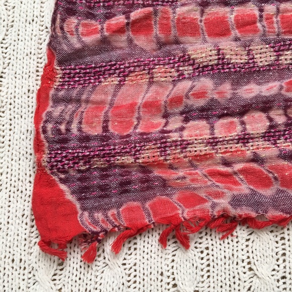 NWT tassel scarf - Picture 3 of 3